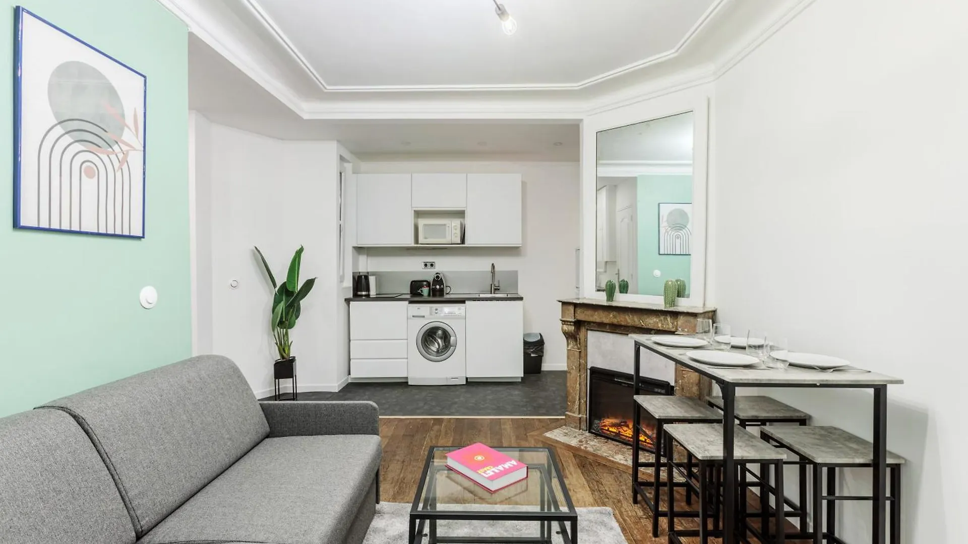 Splendide Appartement Paris 18Eme 6P Lägenhet