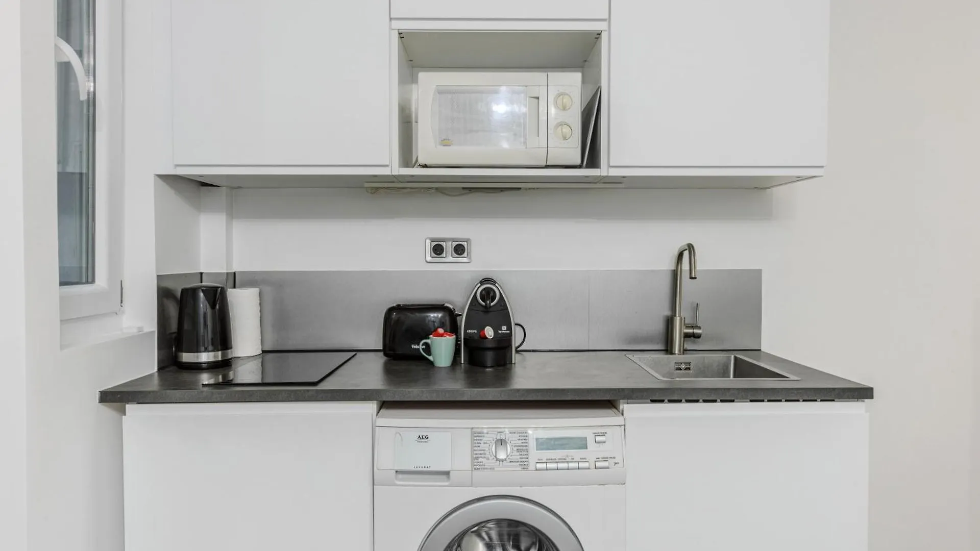 Lägenhet Splendide Appartement Paris 18Eme 6P