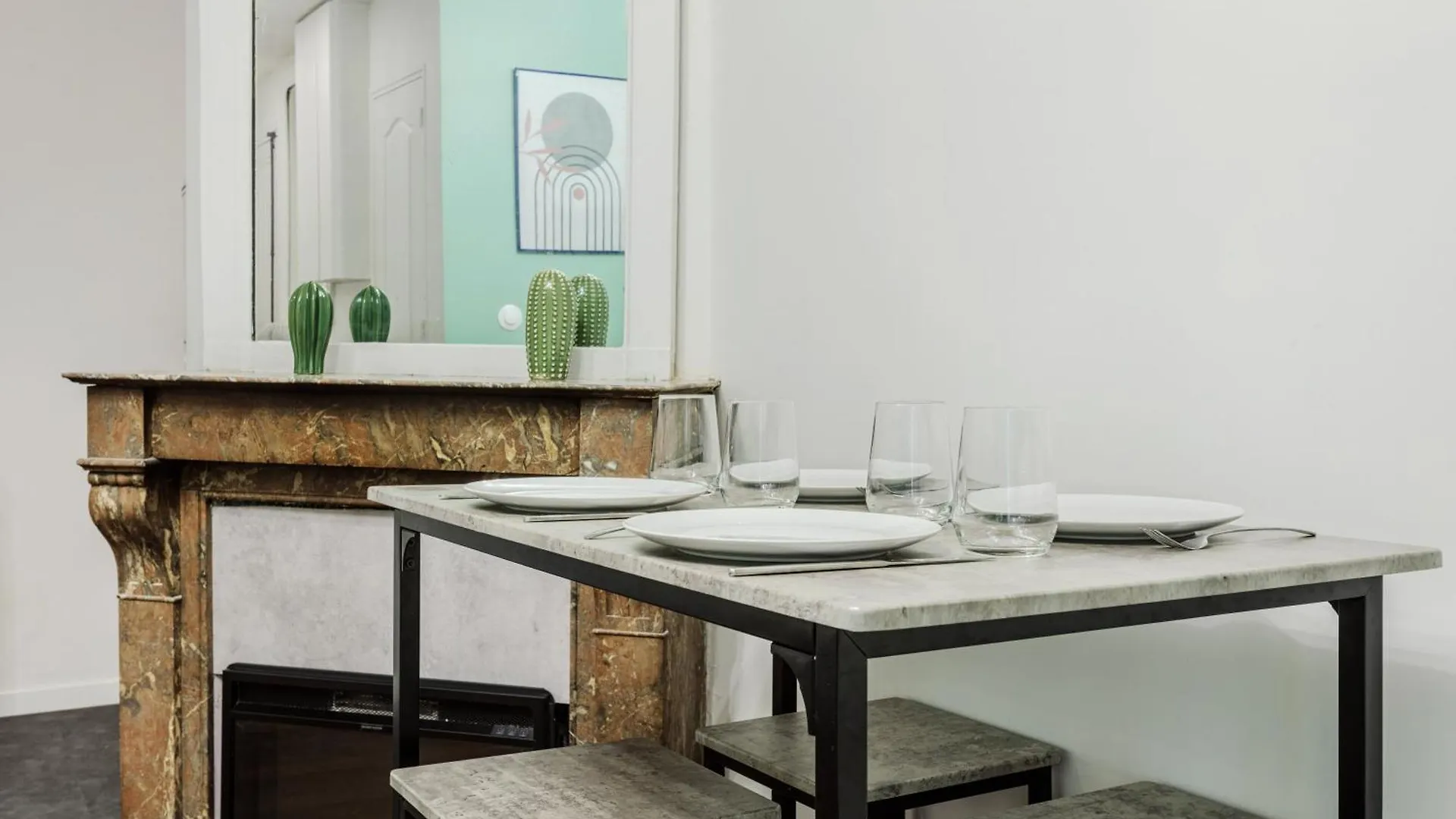 Splendide Appartement Paris 18Eme 6P